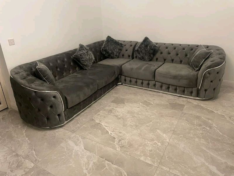 Toronto / Khalifah Corner Sofa